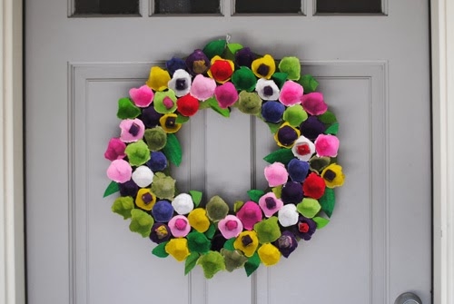 egg carton wreath upcycling ways colourful door home creative