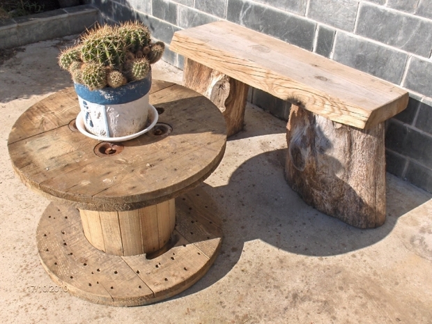 wooden wire spool table upcycling diy cactus centerpiece wooden bench