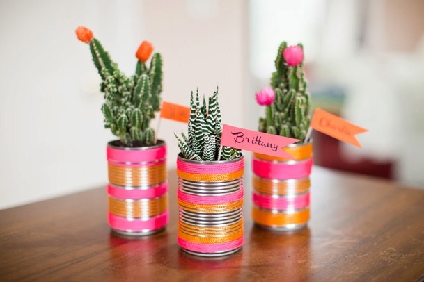 tin can crafts ideas living room centerpiece flower vases decoration