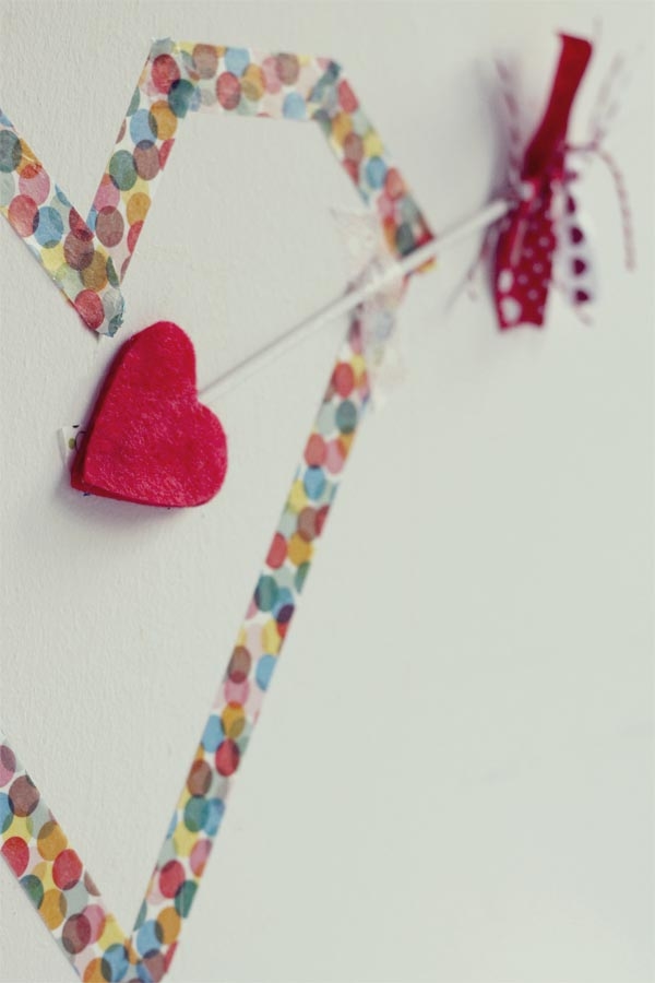 valentines day cupids arrow of love recycled diy craft wall decorating ideas