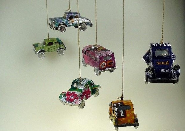 upcycled wind crime crafts from small toy cars unique decorating ideas