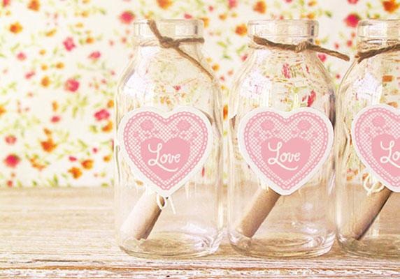 valentine's day crafts gift idea message glass jar heart prints