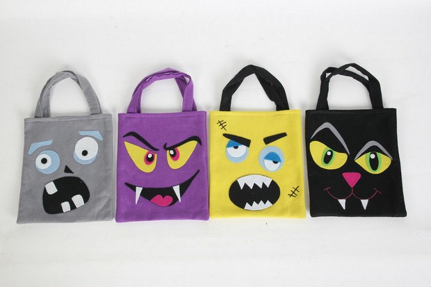 halloween goody bag ideas fabric colorful diy spooky bags