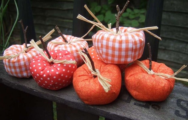 stuffed-fabric-pumpkin-raffia-ribbons-orange-patterns