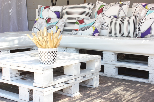 pallet furniture ideas creative white table decorative colorful pillows