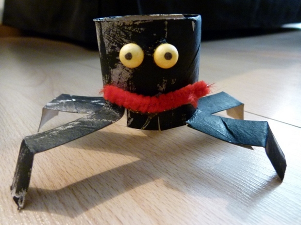 kid crafts helloween toilet paper rolls black spider home decoration ideas