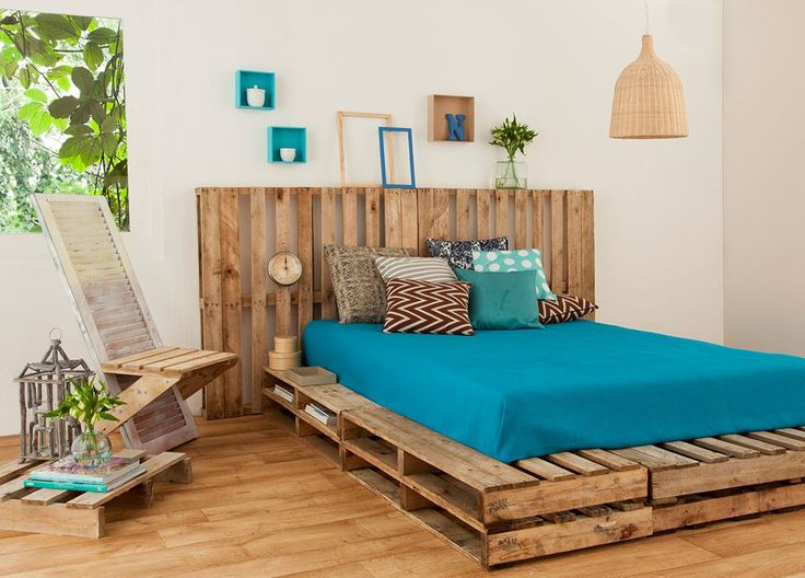 reuse pallet bed frame upcycling bedroom design cheap materials pillows diy decoration