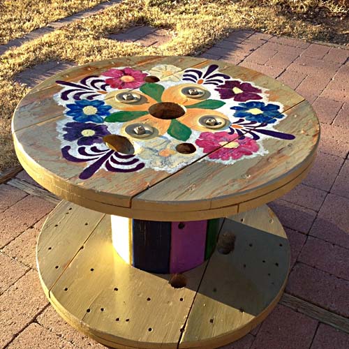 wooden cable spool table reused upcycled backyard project ideas