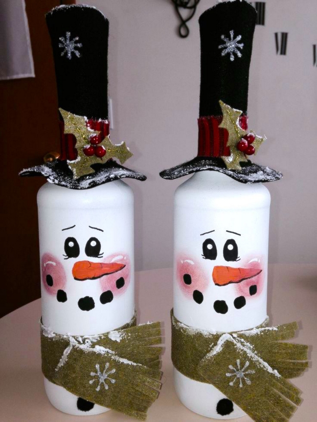 handmade christmas crafts reused old glass bottles snowmen black hats decorating ideas