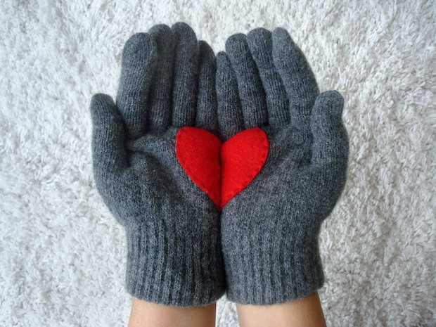 handmade valentines day gift for her upcycling old gloves heart decoration