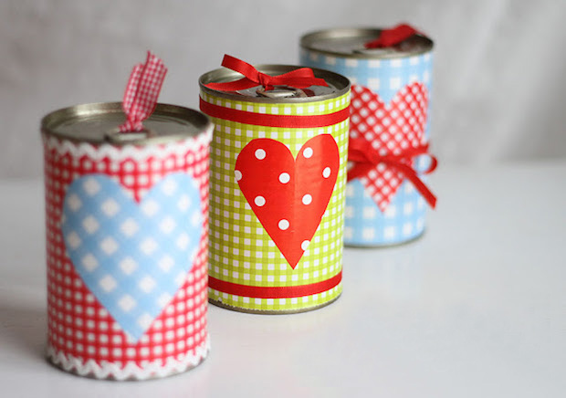 upcycling valentines day gift idea from old tin can romantic decoration for her