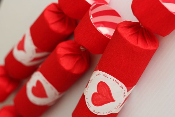 valentines day decorations red poppers from reused toilet paper tubes decorating ideas