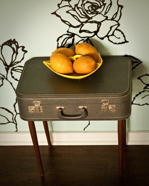 reuse old suitcase table fruits decoration