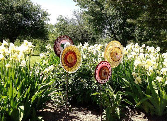 garden glass flower colored glass repurposed dishes plates decorating ideas
