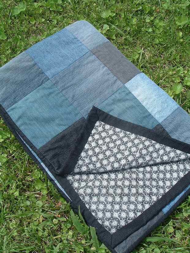 reuse old jeans denim picnic quilt blanket garden decoration
