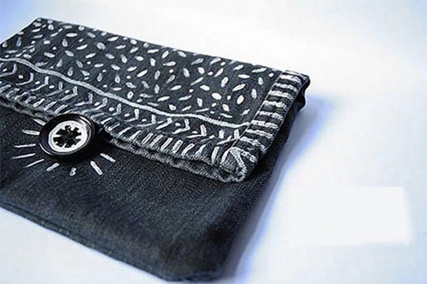 repurpose old jeans diy woman wallet easy craft idea